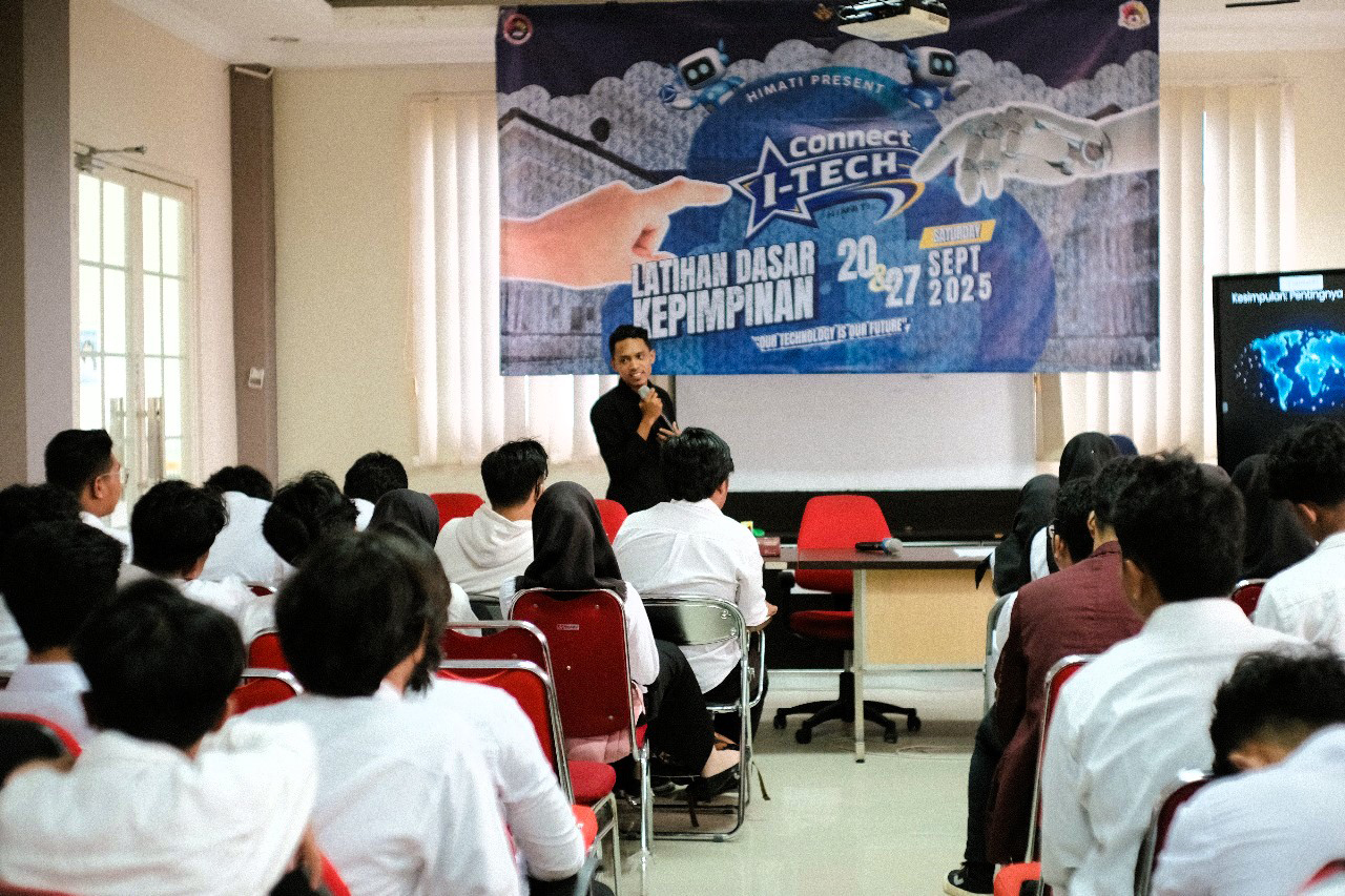 Vivin Tamara dari Departemen PSDM HIMATI ini menjadikan suasana semakin menarik.